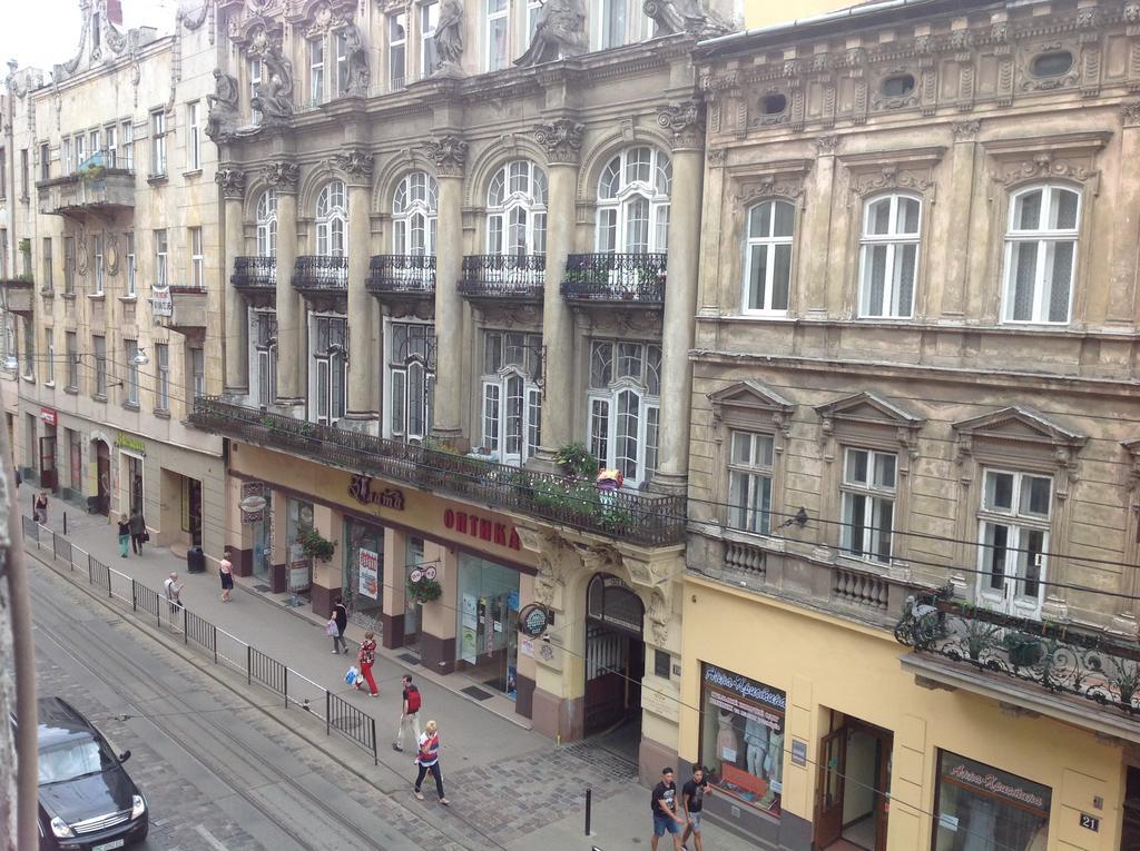 Apartments On Doroshenka 19 Lviv Buitenkant foto