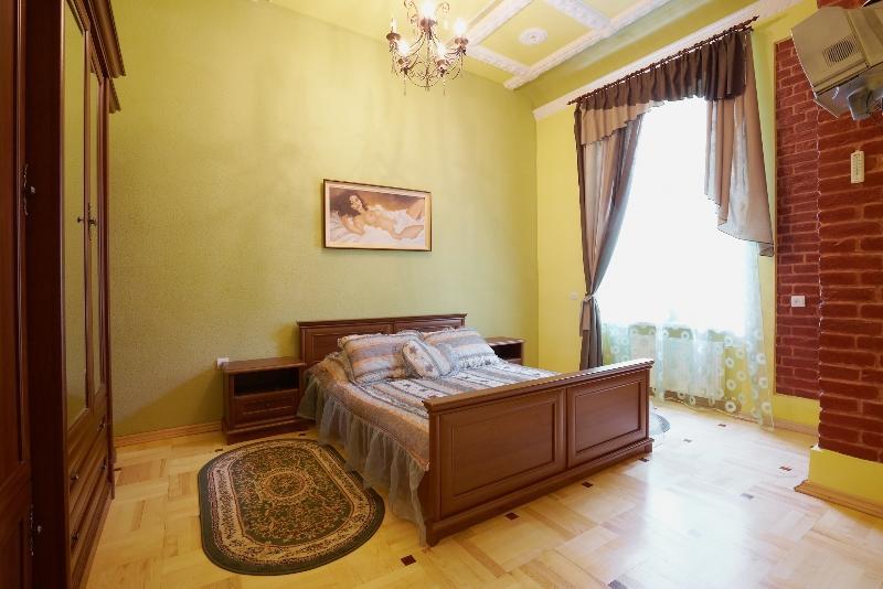 Apartments On Doroshenka 19 Lviv Buitenkant foto